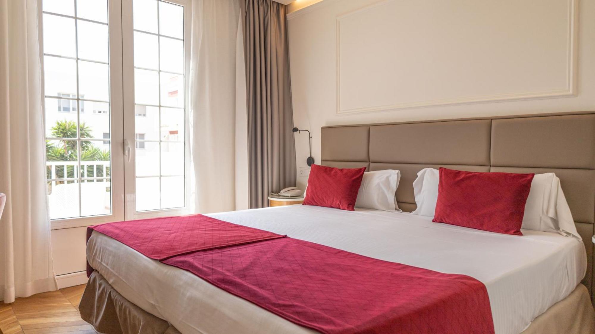 Hotel Seth Port Mahon Esterno foto