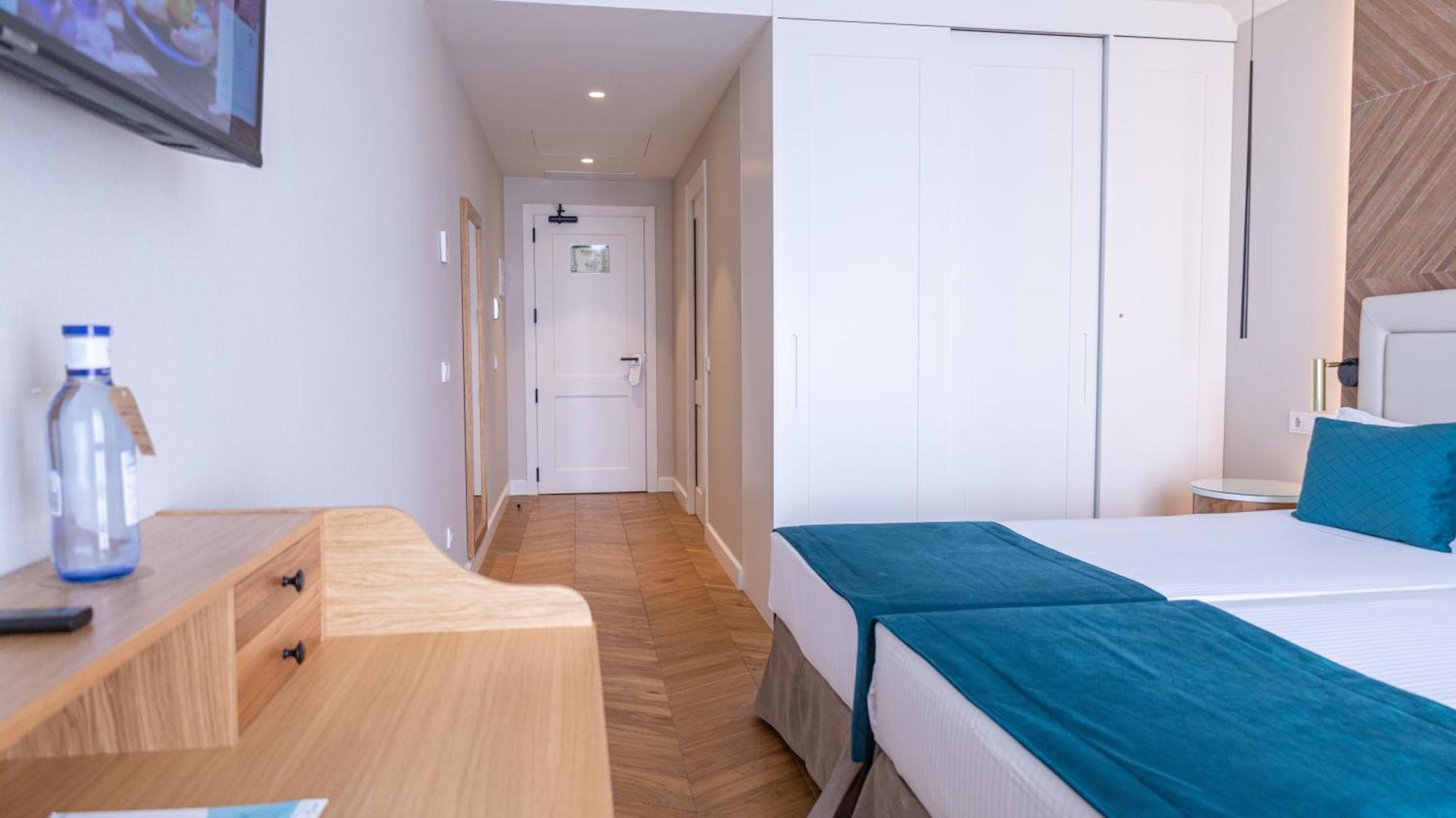 Hotel Seth Port Mahon Esterno foto